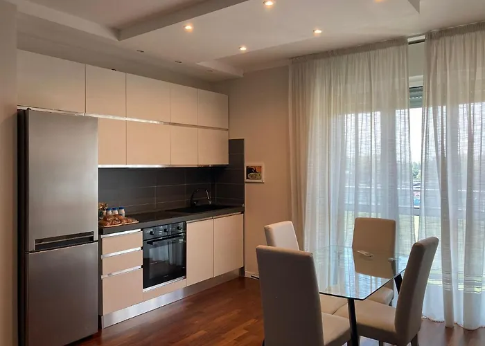 Achille Apartment